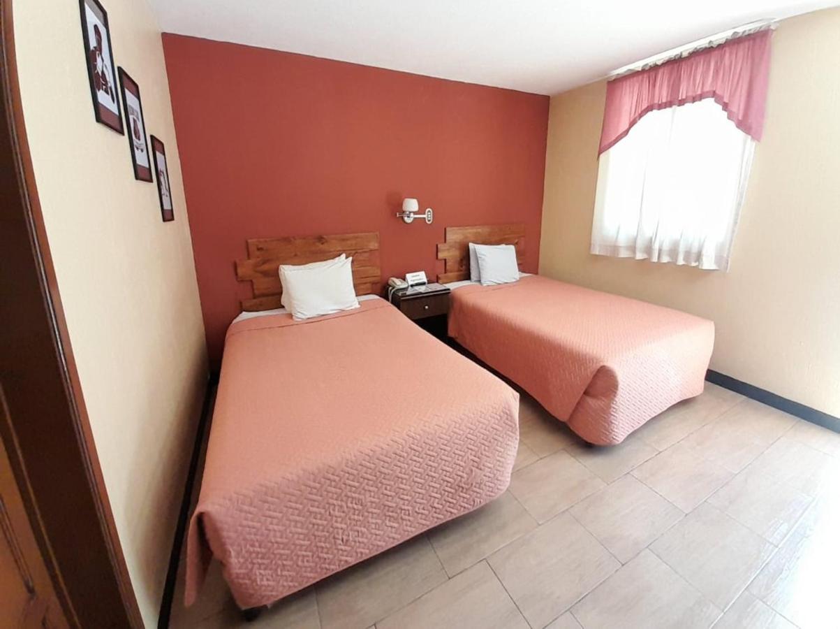 Hotel Y Restaurante Villa Esmeralda Quetzaltenango Exterior foto