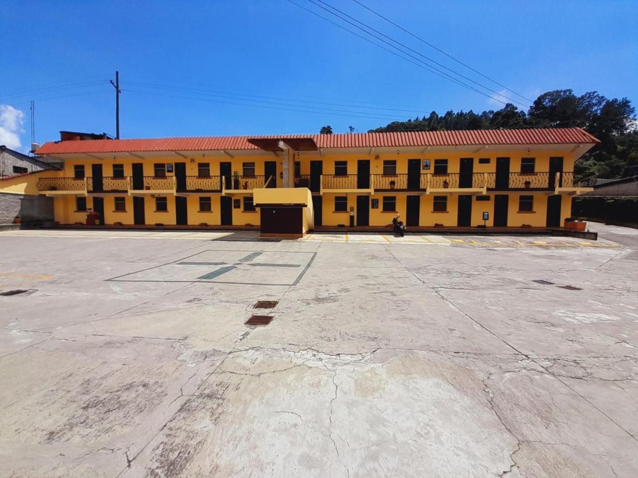 Hotel Y Restaurante Villa Esmeralda Quetzaltenango Exterior foto