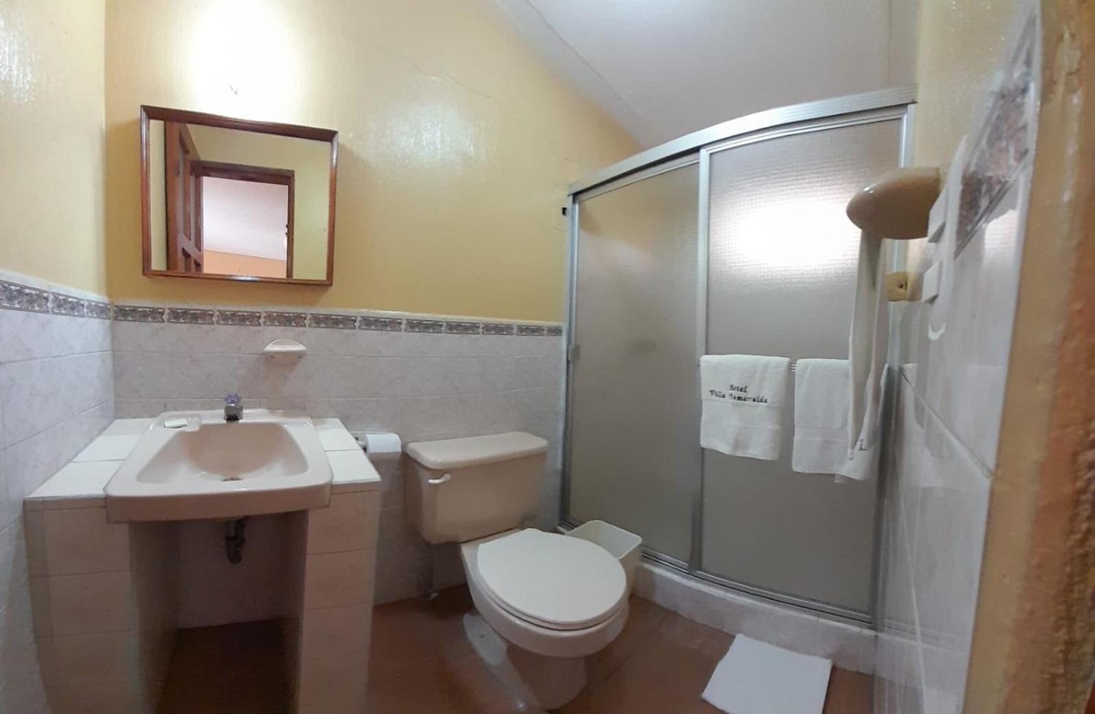 Hotel Y Restaurante Villa Esmeralda Quetzaltenango Exterior foto